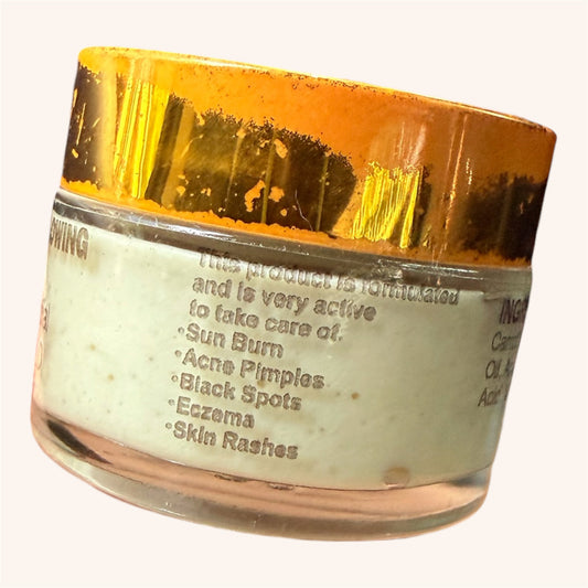 Instant Glowing and Spot Remover Face Cream